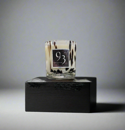 coconut wax candle | candle and oud