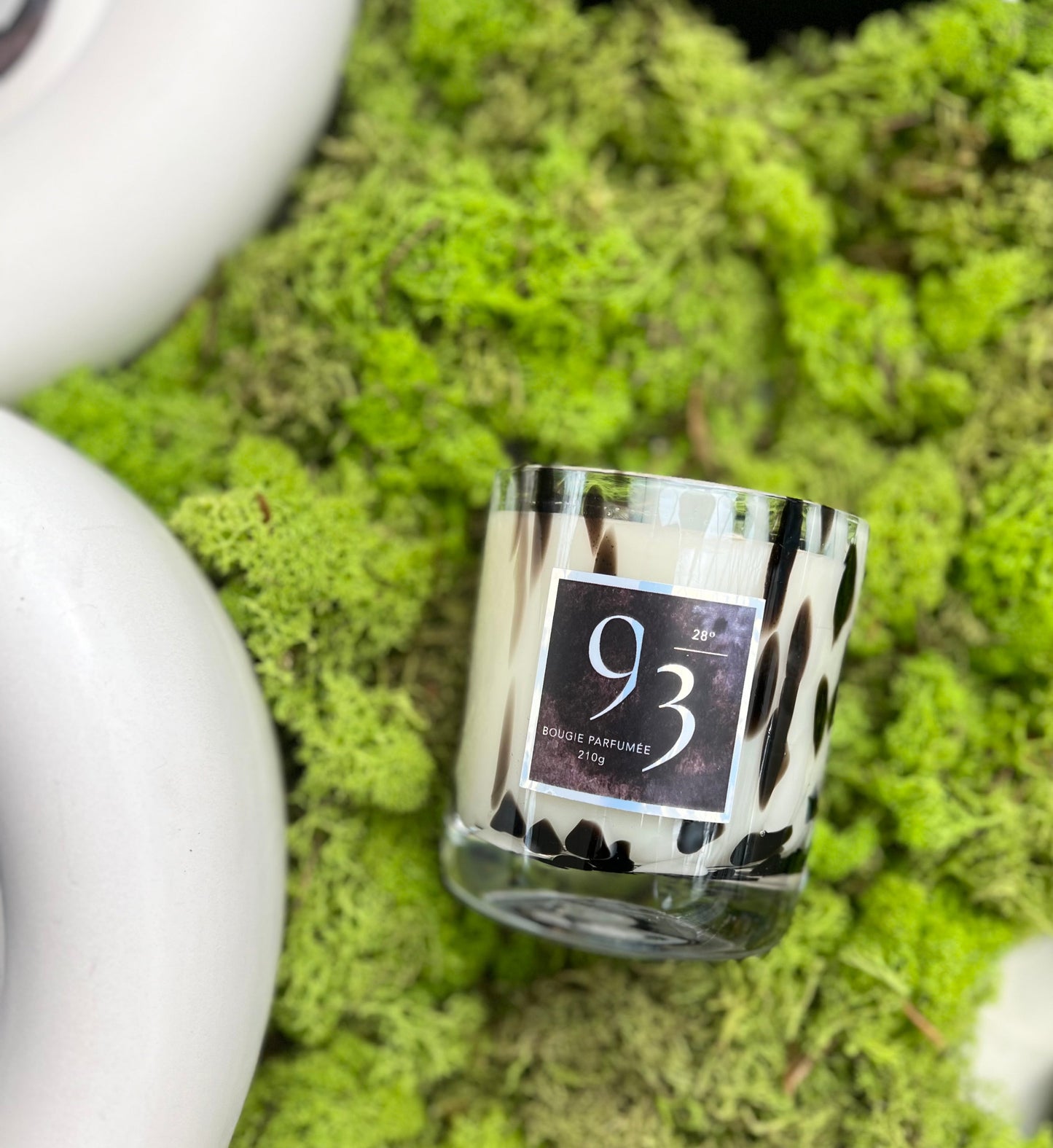 coconut wax candle | candle and oud